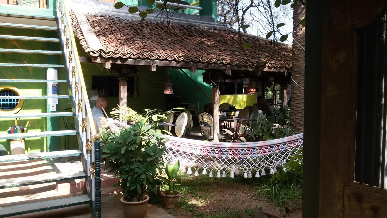 Green'S Guest House Auroville Exterior foto